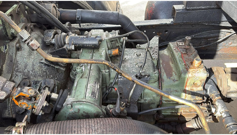 Leasing Mercedes-Benz SK 1628 (V8 / LAMES / GRAND PONT / POMPE MANUELLE) Mercedes-Benz SK 1628 (V8 / LAMES / GRAND PONT / POMPE MANUELLE): afbeelding 13 Leasing Mercedes-Benz SK 1628 (V8 / LAMES / GRAND PONT / POMPE MANUELLE) Mercedes-Benz SK 1628 (V8 / LAMES / GRAND PONT / POMPE MANUELLE): afbeelding 13