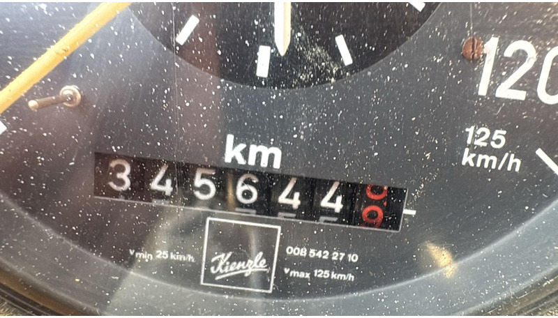 Leasing Mercedes-Benz SK 1628 (V8 / LAMES / GRAND PONT / POMPE MANUELLE) Mercedes-Benz SK 1628 (V8 / LAMES / GRAND PONT / POMPE MANUELLE): afbeelding 16 Leasing Mercedes-Benz SK 1628 (V8 / LAMES / GRAND PONT / POMPE MANUELLE) Mercedes-Benz SK 1628 (V8 / LAMES / GRAND PONT / POMPE MANUELLE): afbeelding 16