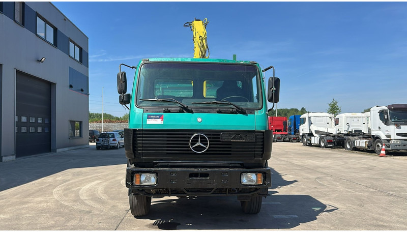 Mercedes-Benz SK 1722 (4X4 / LAMES / GRAND PONT / GRUE / TRES PROPRE / BIG HUB / STEEL SUSP. / V6) - Kipper vrachtwagen, Kraanwagen: afbeelding 2 Mercedes-Benz SK 1722 (4X4 / LAMES / GRAND PONT / GRUE / TRES PROPRE / BIG HUB / STEEL SUSP. / V6) - Kipper vrachtwagen, Kraanwagen: afbeelding 2