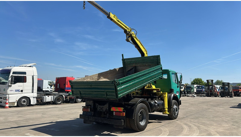 Mercedes-Benz SK 1722 (4X4 / LAMES / GRAND PONT / GRUE / TRES PROPRE / BIG HUB / STEEL SUSP. / V6) - Kipper vrachtwagen, Kraanwagen: afbeelding 5 Mercedes-Benz SK 1722 (4X4 / LAMES / GRAND PONT / GRUE / TRES PROPRE / BIG HUB / STEEL SUSP. / V6) - Kipper vrachtwagen, Kraanwagen: afbeelding 5
