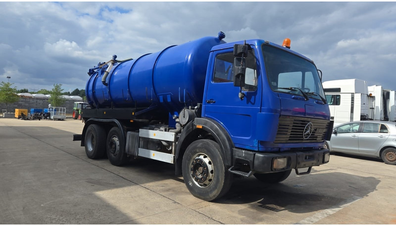 Mercedes-Benz SK 2222 (15000 L / LAMES / GRAND PONT / VIDANGEUR / BIG AXLE / V6) - Vacuümwagen: afbeelding 3 Mercedes-Benz SK 2222 (15000 L / LAMES / GRAND PONT / VIDANGEUR / BIG AXLE / V6) - Vacuümwagen: afbeelding 3