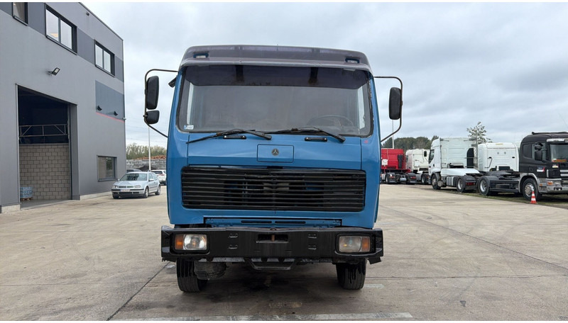 Mercedes-Benz SK 2626 (6X4 / GRAND PONT / LAMES / 14000 LITERS) - Vacuümwagen: afbeelding 2 Mercedes-Benz SK 2626 (6X4 / GRAND PONT / LAMES / 14000 LITERS) - Vacuümwagen: afbeelding 2