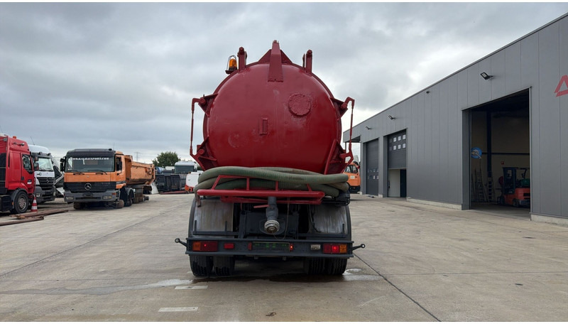 Mercedes-Benz SK 2626 (6X4 / GRAND PONT / LAMES / 14000 LITERS) - Vacuümwagen: afbeelding 5 Mercedes-Benz SK 2626 (6X4 / GRAND PONT / LAMES / 14000 LITERS) - Vacuümwagen: afbeelding 5