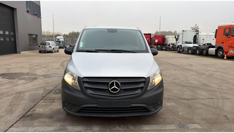 Mercedes-Benz Vito 114 CDI (TREKHAAK / 3 PL / NAVI / CAMERA / AIRCO / CRUISE CONTROL) - Kleine bestelwagen: afbeelding 2 Mercedes-Benz Vito 114 CDI (TREKHAAK / 3 PL / NAVI / CAMERA / AIRCO / CRUISE CONTROL) - Kleine bestelwagen: afbeelding 2