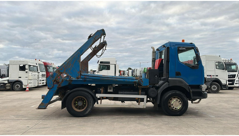 Renault KERAX (GRAND PONT / LAMES / PROPRE / BOITE MANUELLE / STEEL SUSP.) - Portaalarmsysteem vrachtwagen: afbeelding 4 Renault KERAX (GRAND PONT / LAMES / PROPRE / BOITE MANUELLE / STEEL SUSP.) - Portaalarmsysteem vrachtwagen: afbeelding 4