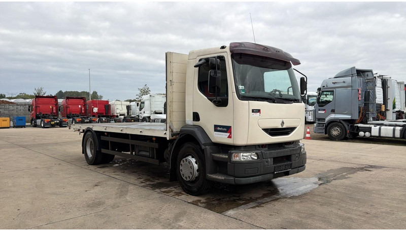 Renault Midlum 270 (18 TONNES / BOITE MANUELLE / MANUAL GEARBOX / GOOD CONDITION) - Vrachtwagen met open laadbak: afbeelding 3 Renault Midlum 270 (18 TONNES / BOITE MANUELLE / MANUAL GEARBOX / GOOD CONDITION) - Vrachtwagen met open laadbak: afbeelding 3