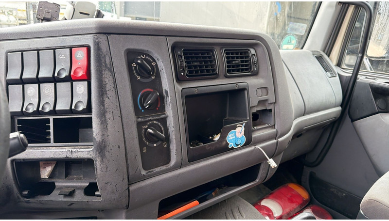 Vrachtwagen met open laadbak Renault Midlum 270 (18 TONNES / BOITE MANUELLE / MANUAL GEARBOX / GOOD CONDITION): afbeelding 16