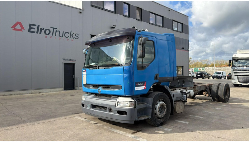 Renault Premium 320 (BOITE MANUELLE / MANUAL GEARBOX) - Chassis vrachtwagen: afbeelding 1 Renault Premium 320 (BOITE MANUELLE / MANUAL GEARBOX) - Chassis vrachtwagen: afbeelding 1