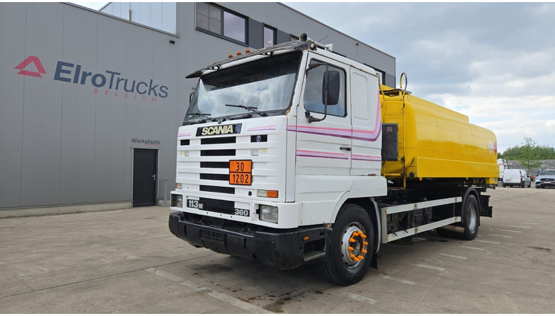 Scania 113-360 (13500L / POMPE MANUELLE / MANUAL PUMP / TOP CONDITION / WITH PUMP + COUNTER !!) - Tankwagen: afbeelding 1 Scania 113-360 (13500L / POMPE MANUELLE / MANUAL PUMP / TOP CONDITION / WITH PUMP + COUNTER !!) - Tankwagen: afbeelding 1