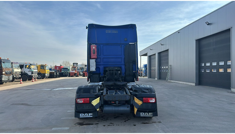 DAF 106 XF 460 (TRES PROPRE / EURO 6 / SUPER SPACE CAB) - Trekker: afbeelding 4 DAF 106 XF 460 (TRES PROPRE / EURO 6 / SUPER SPACE CAB) - Trekker: afbeelding 4