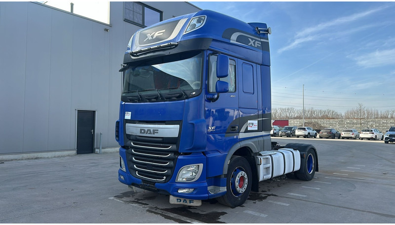 DAF 106 XF 460 (TRES PROPRE / EURO 6 / SUPER SPACE CAB) - Trekker: afbeelding 1 DAF 106 XF 460 (TRES PROPRE / EURO 6 / SUPER SPACE CAB) - Trekker: afbeelding 1
