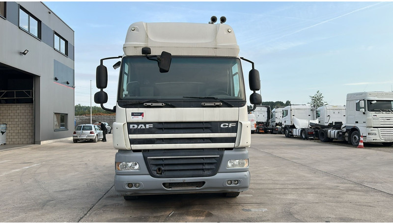 DAF 85 CF 410 (BOITE MANUELLE / MANUAL GEARBOX / GOOD CONDITION / BONNE ETAT) - Trekker: afbeelding 2 DAF 85 CF 410 (BOITE MANUELLE / MANUAL GEARBOX / GOOD CONDITION / BONNE ETAT) - Trekker: afbeelding 2