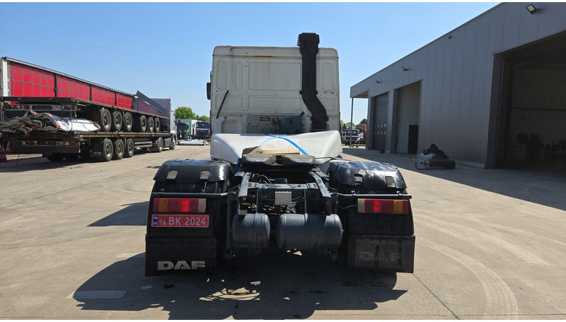 DAF 95 ATI 400 (EURO 2 / MANUAL PUMP / MANUAL GEARBOX / POMPE MANUELLE) - Trekker: afbeelding 5 DAF 95 ATI 400 (EURO 2 / MANUAL PUMP / MANUAL GEARBOX / POMPE MANUELLE) - Trekker: afbeelding 5