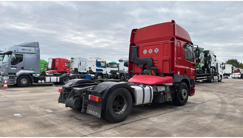 DAF CF 85.410 (BOITE MANUELLE / MANUAL GEARBOX) - Trekker: afbeelding 4 DAF CF 85.410 (BOITE MANUELLE / MANUAL GEARBOX) - Trekker: afbeelding 4