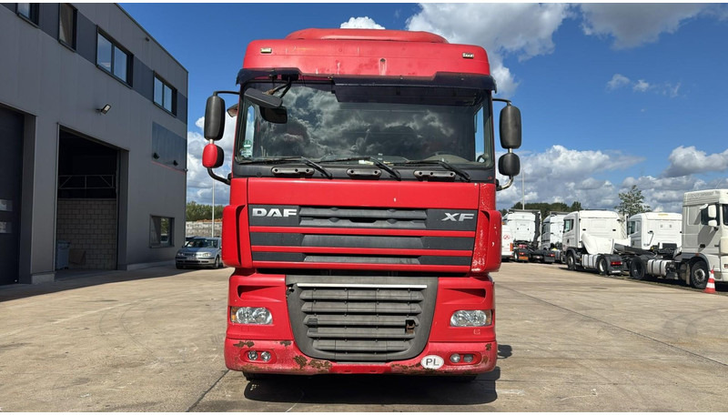 DAF XF 105.410 (BOITE MANUELLE / MANUAL GEARBOX) - Trekker: afbeelding 2 DAF XF 105.410 (BOITE MANUELLE / MANUAL GEARBOX) - Trekker: afbeelding 2