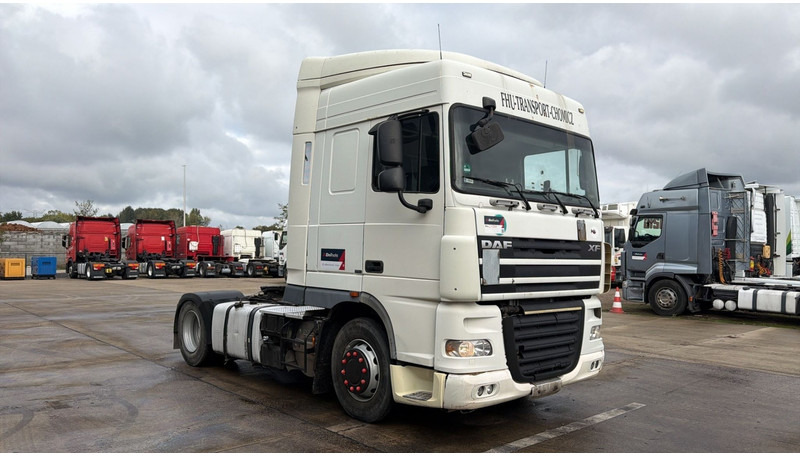 DAF XF 105.410 (BOITE MANUELLE / MANUAL GEARBOX) - Trekker: afbeelding 2 DAF XF 105.410 (BOITE MANUELLE / MANUAL GEARBOX) - Trekker: afbeelding 2
