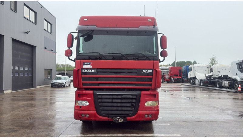 DAF XF 105.460 (BOITE MANUELLE / MANUAL GEARBOX) - Trekker: afbeelding 2 DAF XF 105.460 (BOITE MANUELLE / MANUAL GEARBOX) - Trekker: afbeelding 2