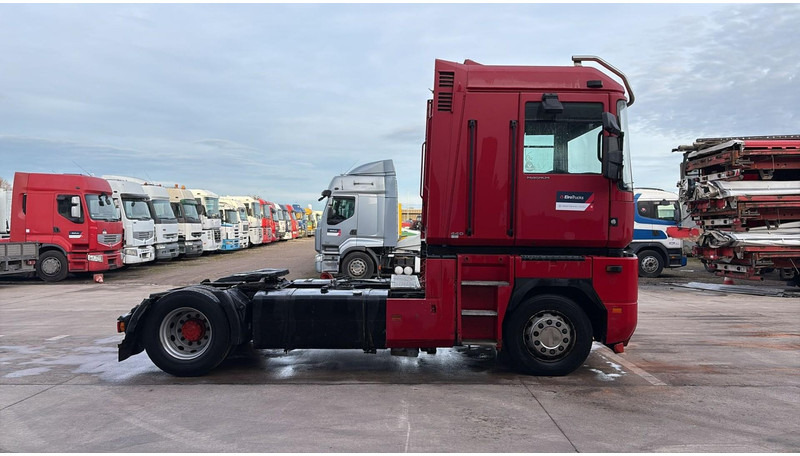 Renault AE 440 Magnum E-tech (BOITE MANUELLE / MANUAL GEARBOX) - Trekker: afbeelding 4 Renault AE 440 Magnum E-tech (BOITE MANUELLE / MANUAL GEARBOX) - Trekker: afbeelding 4