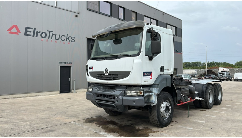 Renault Kerax 460 DXI (TRES BONNE ETAT / LAMES / BOITE MANUELLE / MANUAL GEARBOX / PROPRE / GRAND PONT) - Trekker: afbeelding 1 Renault Kerax 460 DXI (TRES BONNE ETAT / LAMES / BOITE MANUELLE / MANUAL GEARBOX / PROPRE / GRAND PONT) - Trekker: afbeelding 1