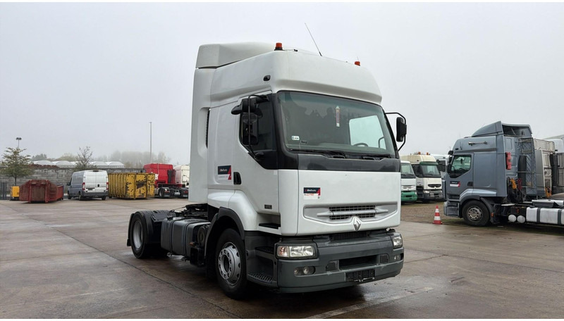 Renault Premium 370 (BOITE MANUELLE / PARFAIT ETAT / MANUAL GEARBOX) - Trekker: afbeelding 3 Renault Premium 370 (BOITE MANUELLE / PARFAIT ETAT / MANUAL GEARBOX) - Trekker: afbeelding 3