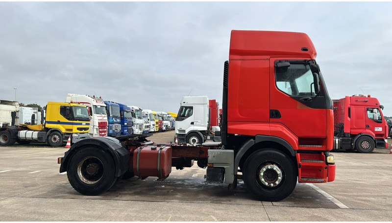 Renault Premium 385 (GRAND PONT / POMPE MANUELLE / EURO 2) - Trekker: afbeelding 3 Renault Premium 385 (GRAND PONT / POMPE MANUELLE / EURO 2) - Trekker: afbeelding 3