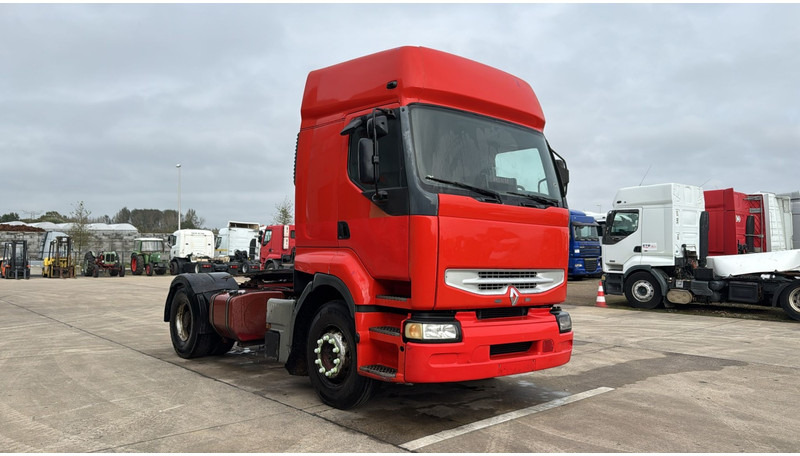 Renault Premium 385 (GRAND PONT / POMPE MANUELLE / EURO 2) - Trekker: afbeelding 4 Renault Premium 385 (GRAND PONT / POMPE MANUELLE / EURO 2) - Trekker: afbeelding 4