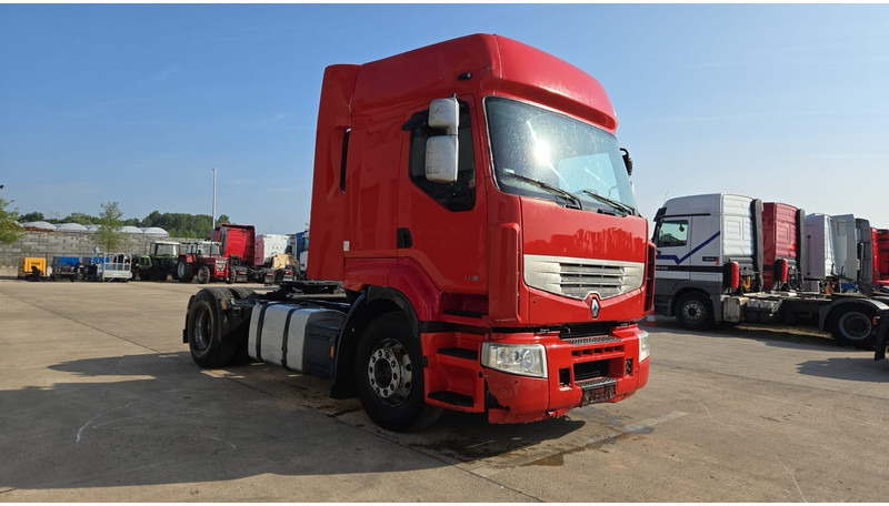 Renault Premium 440 (BOITE MANUELLE / MANUAL GEARBOX) - Trekker: afbeelding 2 Renault Premium 440 (BOITE MANUELLE / MANUAL GEARBOX) - Trekker: afbeelding 2