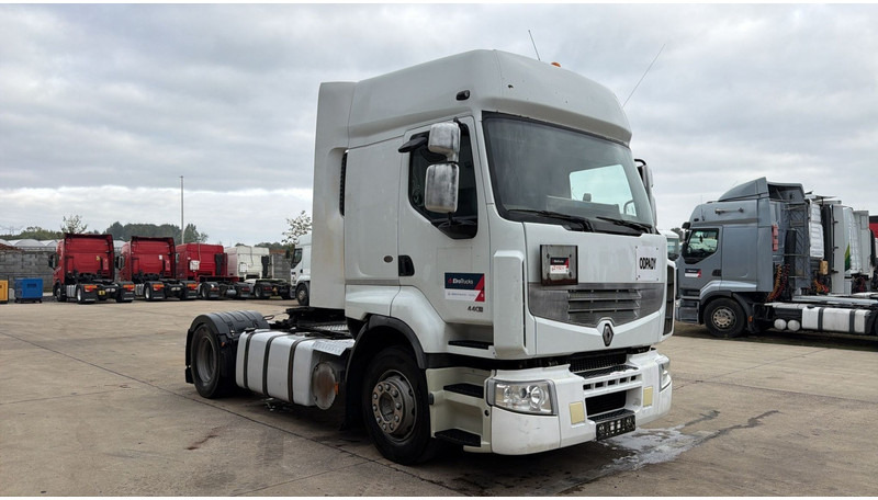 Renault Premium 440 DXI (BOITE MANUELLE / MANUAL GEARBOX) - Trekker: afbeelding 3 Renault Premium 440 DXI (BOITE MANUELLE / MANUAL GEARBOX) - Trekker: afbeelding 3