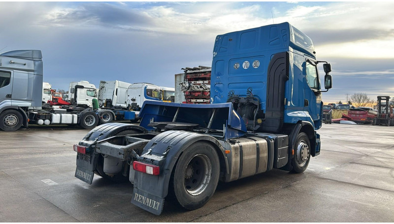 Renault Premium 450 (BOITE MANUELLE / MANUAL GEARBOX) - Trekker: afbeelding 5 Renault Premium 450 (BOITE MANUELLE / MANUAL GEARBOX) - Trekker: afbeelding 5