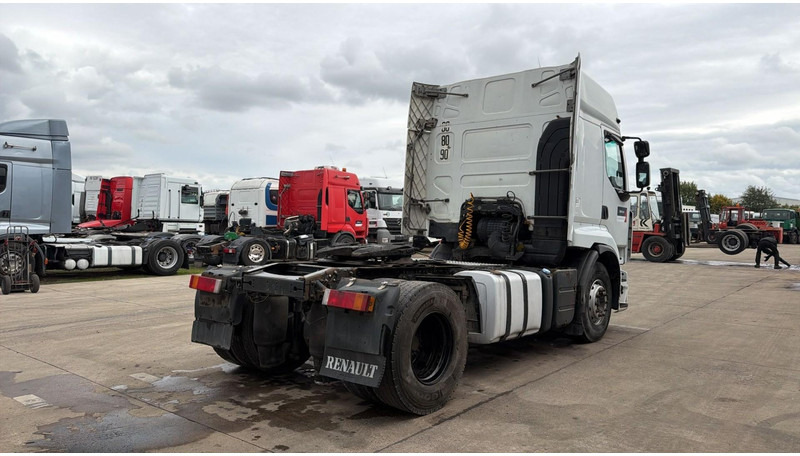 Renault Premium 450 (BOITE MANUELLE / MANUAL GEARBOX) - Trekker: afbeelding 4 Renault Premium 450 (BOITE MANUELLE / MANUAL GEARBOX) - Trekker: afbeelding 4