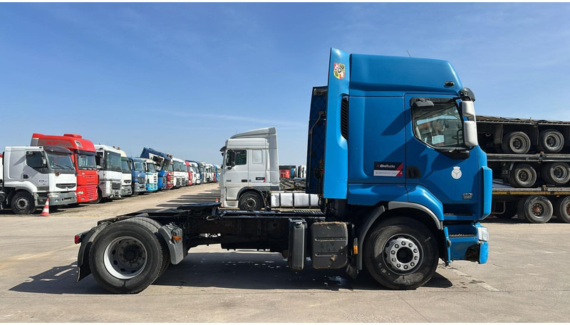 Renault Premium 450 DXI (BOITE MANUELLE / MANUAL GEARBOX) - Trekker: afbeelding 2 Renault Premium 450 DXI (BOITE MANUELLE / MANUAL GEARBOX) - Trekker: afbeelding 2