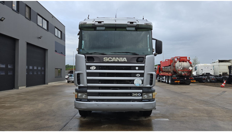 Scania 124 - 360 (POMPE MANUELLE / MANUAL PUMP / BOITE MANUELLE / MANUAL GEARBOX / AIRCO) - Trekker: afbeelding 2 Scania 124 - 360 (POMPE MANUELLE / MANUAL PUMP / BOITE MANUELLE / MANUAL GEARBOX / AIRCO) - Trekker: afbeelding 2