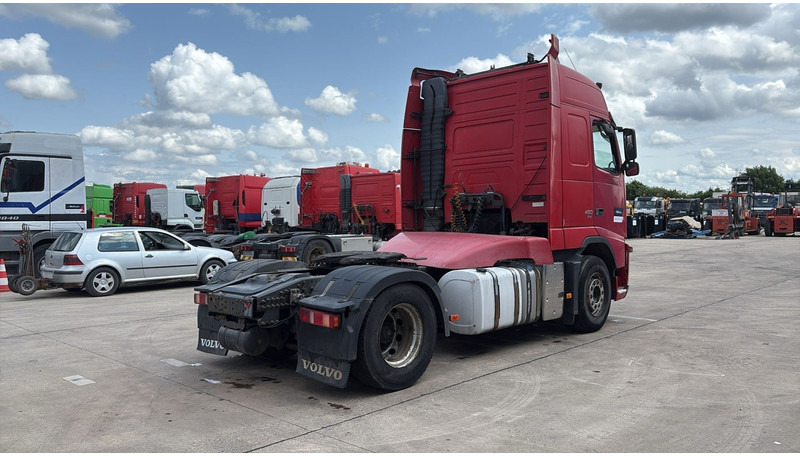 Volvo FH 440 (MANUAL GEARBOX / EURO 5 / BOITE MANUELLE) - Trekker: afbeelding 5 Volvo FH 440 (MANUAL GEARBOX / EURO 5 / BOITE MANUELLE) - Trekker: afbeelding 5