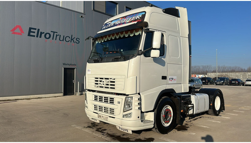 Volvo FH 460 (MANUAL GEARBOX / VERY CLEAN !!! / GOOD TYRES / TOP CONDITION) - Trekker: afbeelding 1 Volvo FH 460 (MANUAL GEARBOX / VERY CLEAN !!! / GOOD TYRES / TOP CONDITION) - Trekker: afbeelding 1