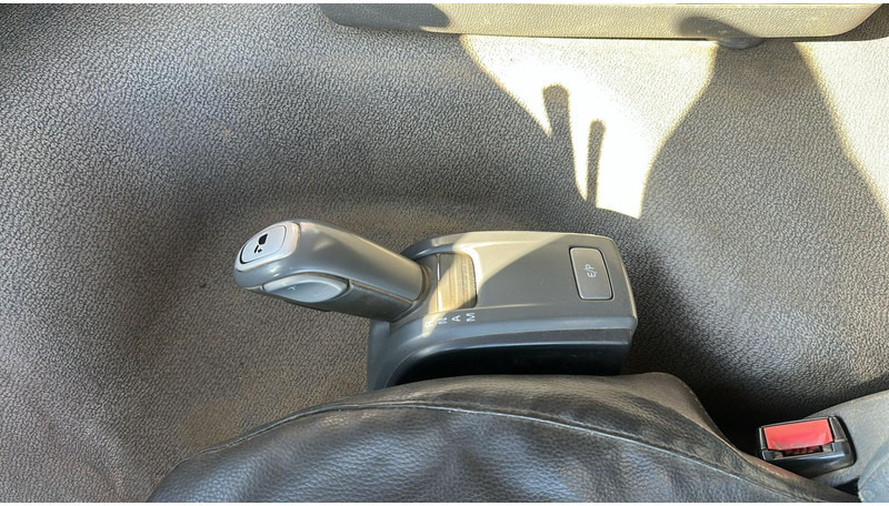 Leasing Volvo FM 340 (BELGIAN TRUCK / PERFECT CONDITION / GOOD TYRES / 460.000 KM) Volvo FM 340 (BELGIAN TRUCK / PERFECT CONDITION / GOOD TYRES / 460.000 KM): afbeelding 16