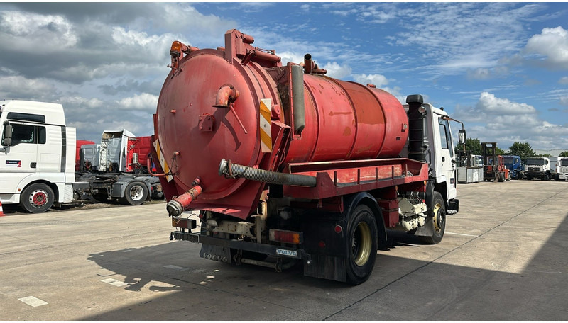 Volvo FL 10 - 280 (12.000L / POMPE MANUELLE / MANUAL PUMP / BOITE MANUELLE / MANUAL GEARBOX) - Vacuümwagen: afbeelding 5 Volvo FL 10 - 280 (12.000L / POMPE MANUELLE / MANUAL PUMP / BOITE MANUELLE / MANUAL GEARBOX) - Vacuümwagen: afbeelding 5
