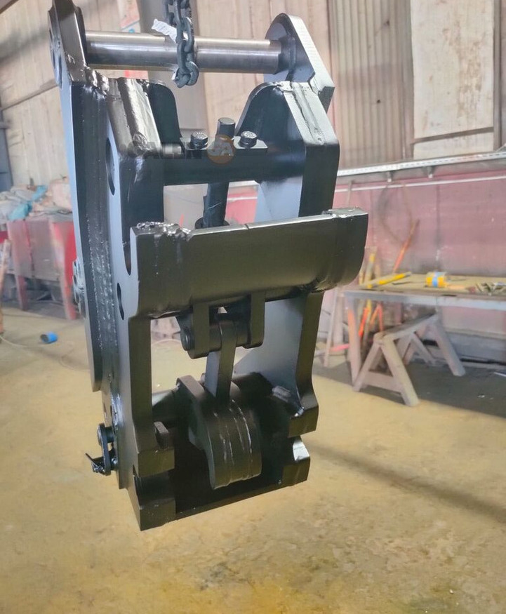 GALEN Volvo BL71 - Snelwissel voor Graaflaadmachine: afbeelding 1 GALEN Volvo BL71 - Snelwissel voor Graaflaadmachine: afbeelding 1