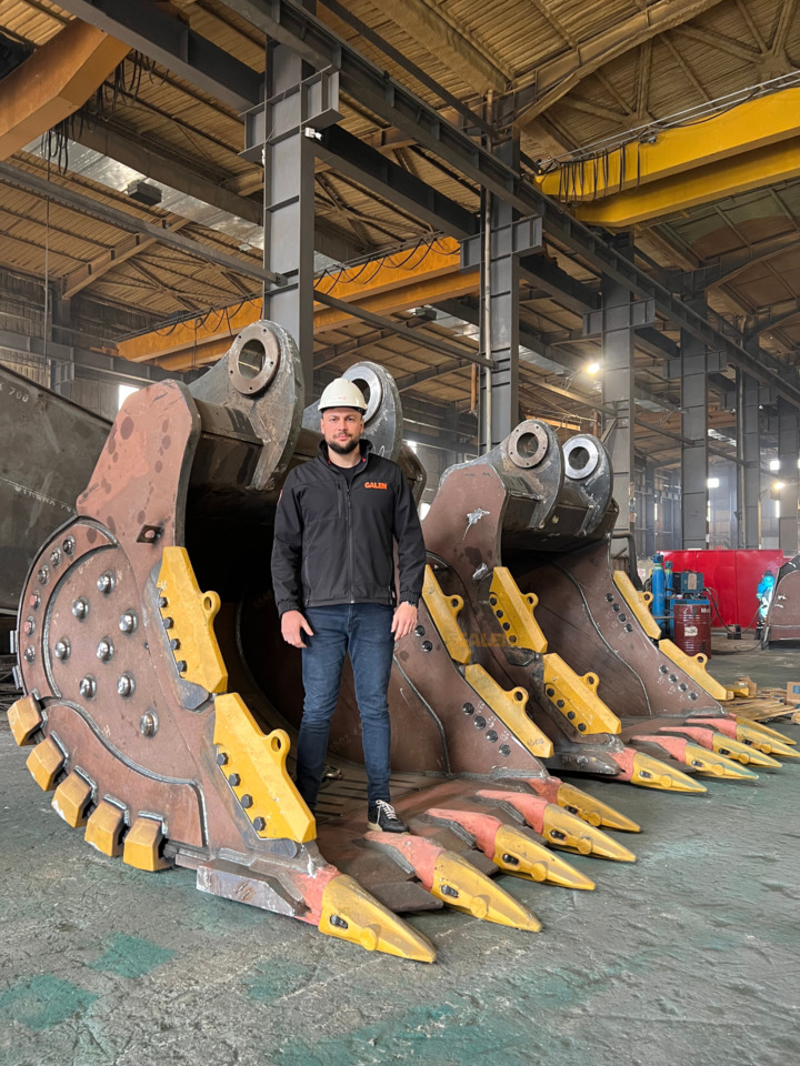 HITACHI EX1200 Rock Bucket - Graafbak voor Rupsgraafmachine: afbeelding 2 HITACHI EX1200 Rock Bucket - Graafbak voor Rupsgraafmachine: afbeelding 2
