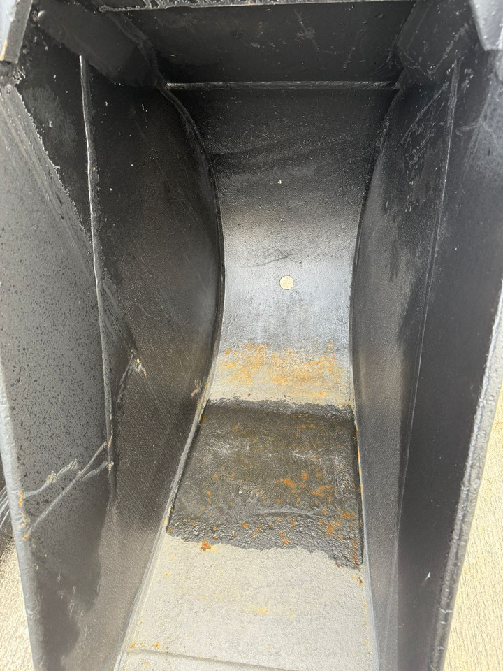 Komatsu PC200 - Graafbak voor Bouwmachine: afbeelding 2 Komatsu PC200 - Graafbak voor Bouwmachine: afbeelding 2