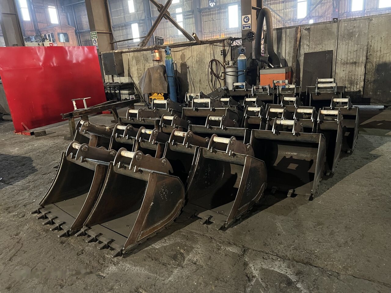 Takeuchi Digging/Grading Bucket Manufacturing - Graafbak: afbeelding 4 Takeuchi Digging/Grading Bucket Manufacturing - Graafbak: afbeelding 4
