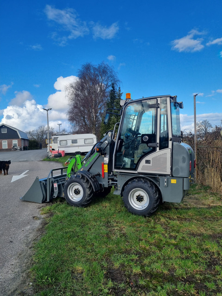WCM-L2310e - Wiellader: afbeelding 4 WCM-L2310e - Wiellader: afbeelding 4