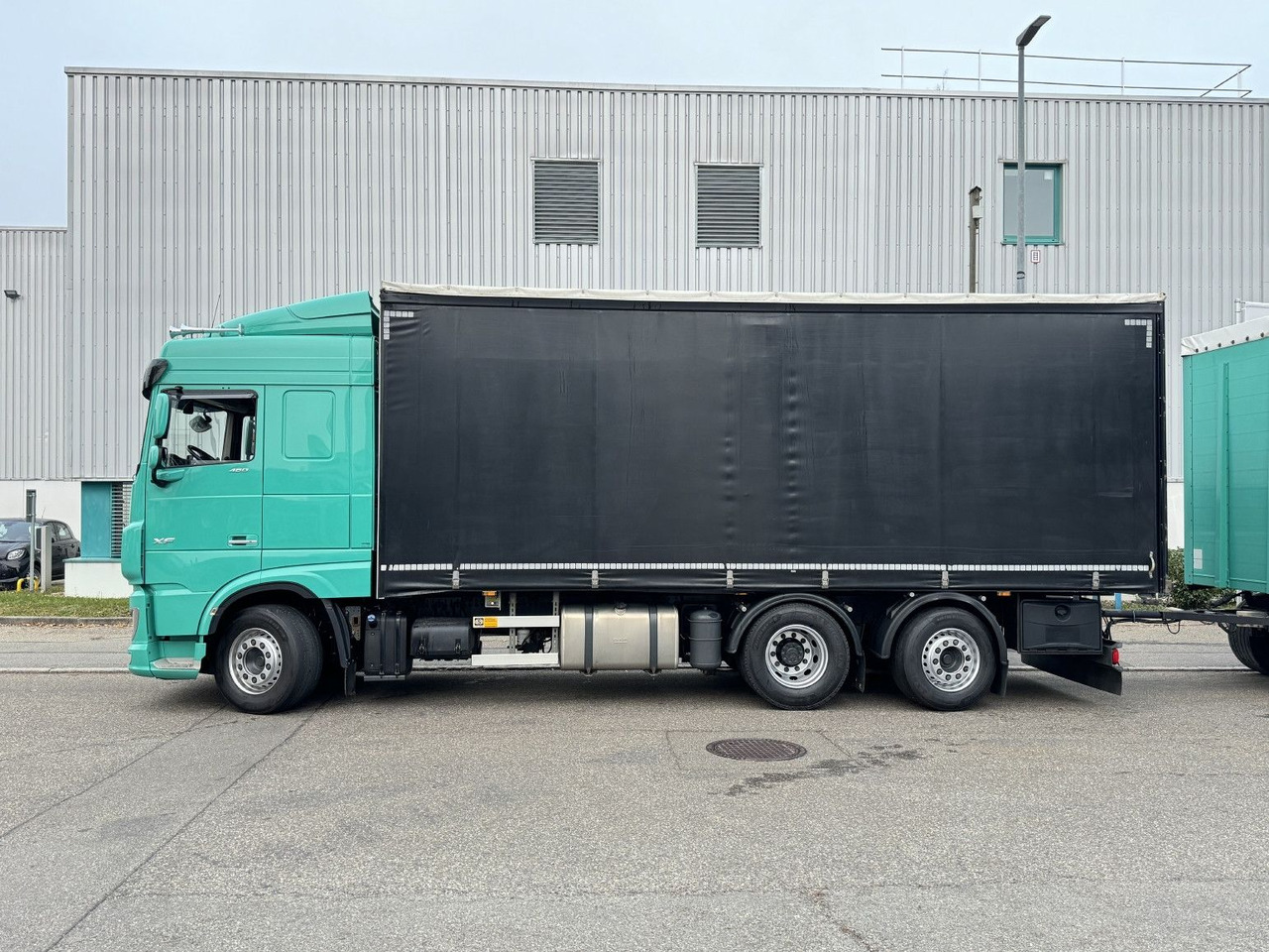 DAF XF480 6x2 Schiebeplane-Zug Bordwände Lenkachse - Schuifzeilen vrachtwagen: afbeelding 4 DAF XF480 6x2 Schiebeplane-Zug Bordwände Lenkachse - Schuifzeilen vrachtwagen: afbeelding 4