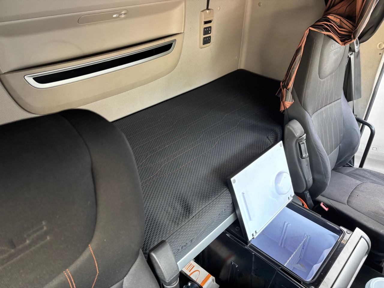 DAF XF 480 FT SSC, Euro-6, Motorschaden, Standklima - Trekker: afbeelding 5 DAF XF 480 FT SSC, Euro-6, Motorschaden, Standklima - Trekker: afbeelding 5