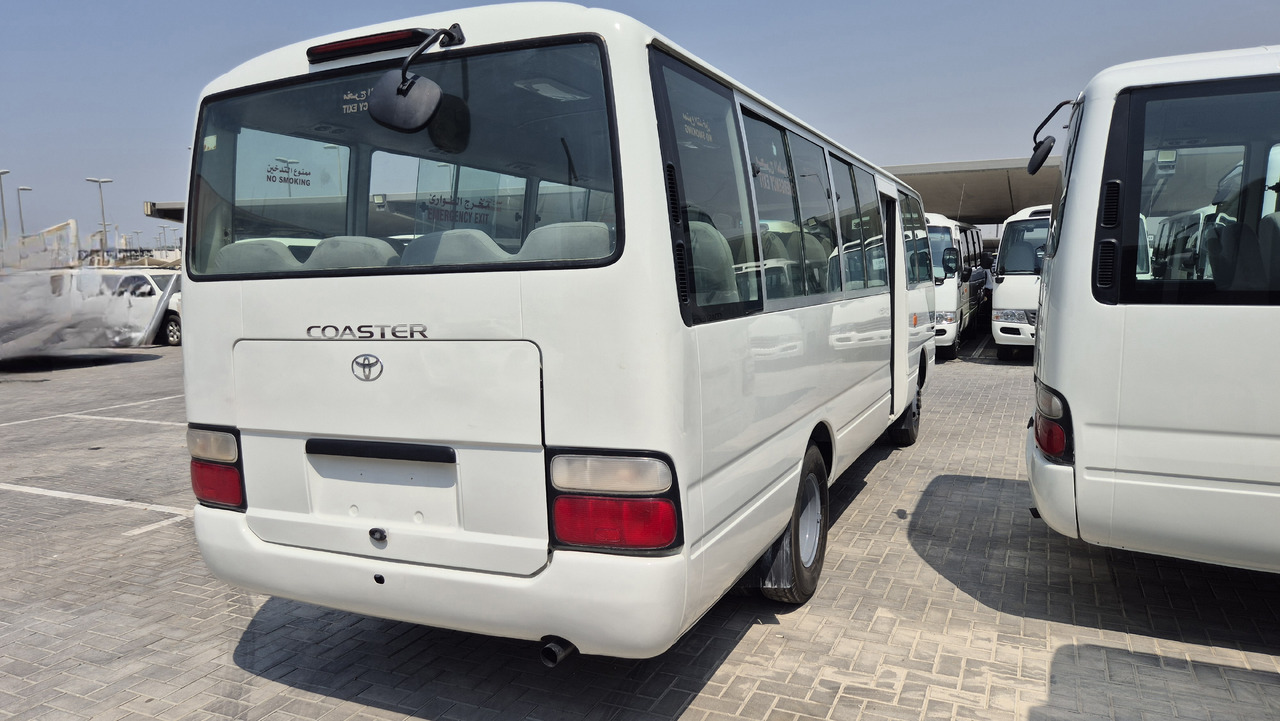 TOYOTA Coaster ... 30 places - Climatisé - Minibus, Personenvervoer: afbeelding 3 TOYOTA Coaster ... 30 places - Climatisé - Minibus, Personenvervoer: afbeelding 3