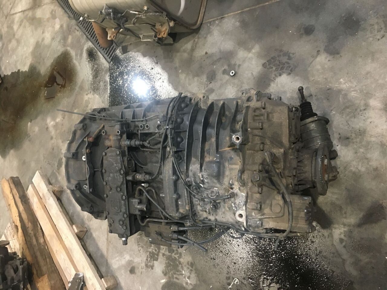 ZF Ecosplit 4 16S2220 TD 1356001031 - Versnellingsbak voor Vrachtwagen: afbeelding 5 ZF Ecosplit 4 16S2220 TD 1356001031 - Versnellingsbak voor Vrachtwagen: afbeelding 5