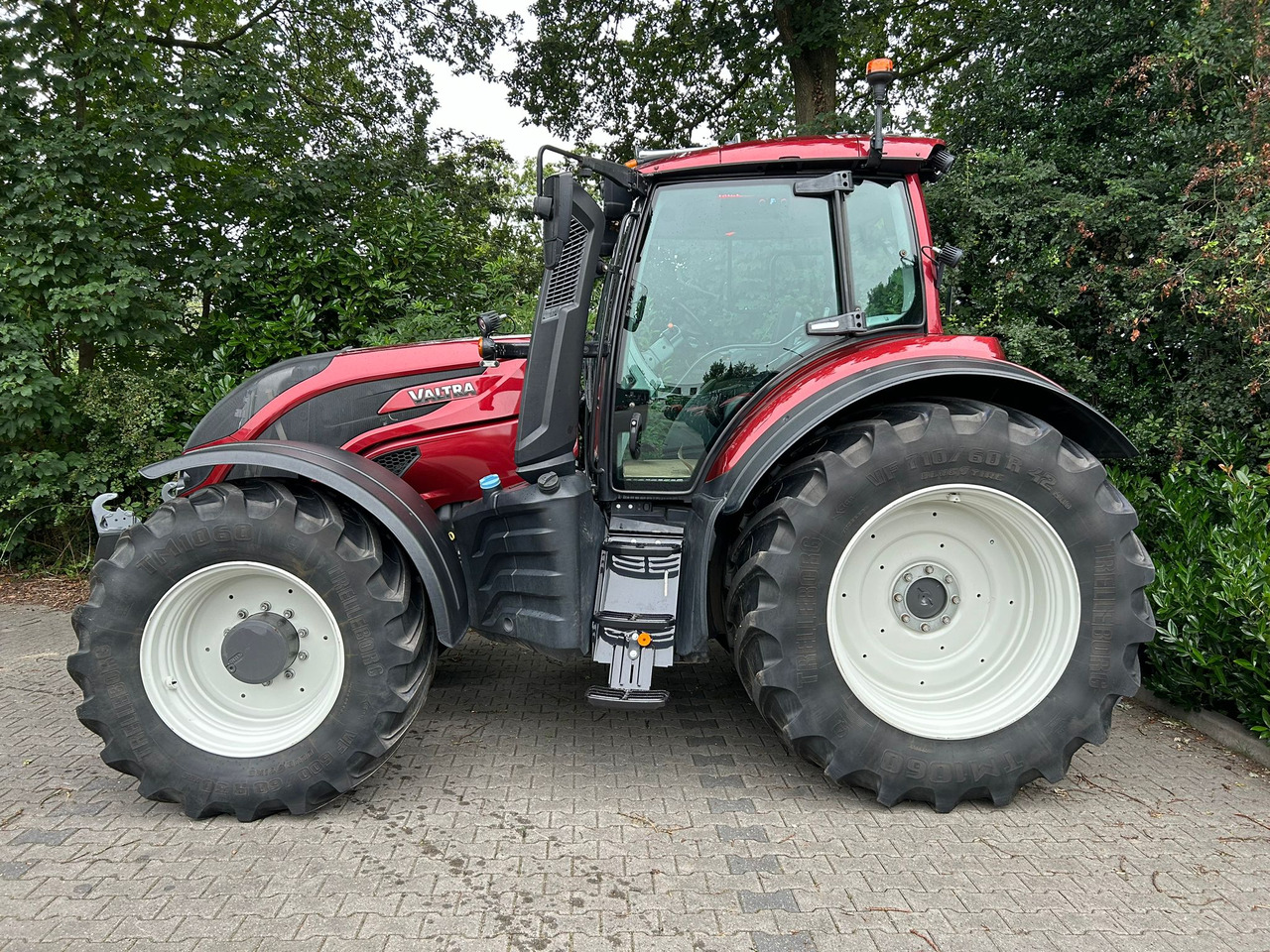 Valtra T214 Direct - Tractor: afbeelding 2 Valtra T214 Direct - Tractor: afbeelding 2