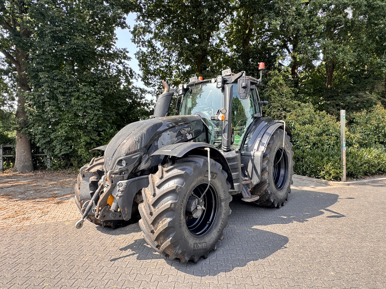 Valtra T214 Direct - Tractor: afbeelding 1 Valtra T214 Direct - Tractor: afbeelding 1