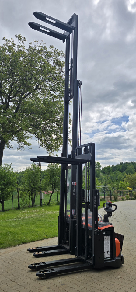 Toyota SPE 160L 6000mm initial lift wstępne podnoszenie triplex - Stapelaar: afbeelding 4 Toyota SPE 160L 6000mm initial lift wstępne podnoszenie triplex - Stapelaar: afbeelding 4