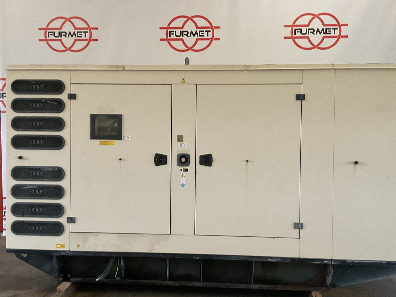 Doosan P158LE, 415KVA generatorset. Like brand new, low hours and complete - Industrie generator: afbeelding 1 Doosan P158LE, 415KVA generatorset. Like brand new, low hours and complete - Industrie generator: afbeelding 1
