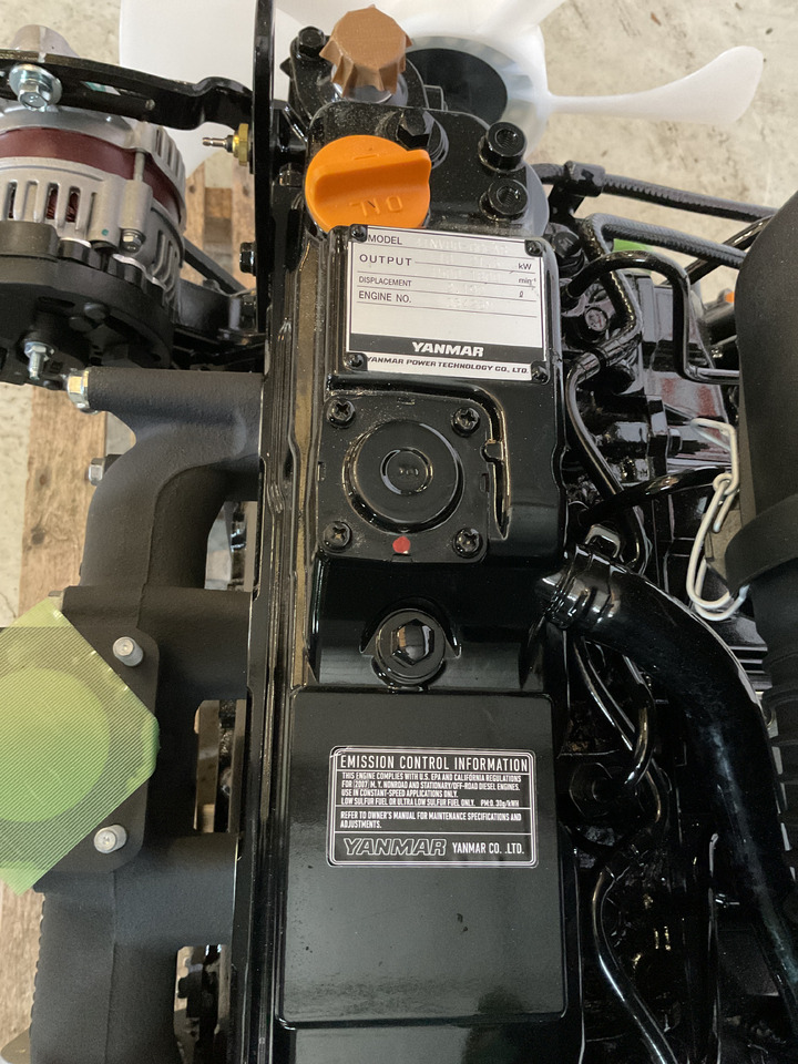 Yanmar 4TNV88 - Motor: afbeelding 3 Yanmar 4TNV88 - Motor: afbeelding 3